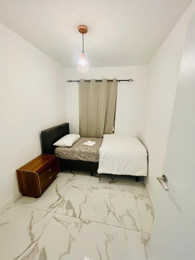 Queen Apartments Santa Coloma de Gramanet Exterior foto